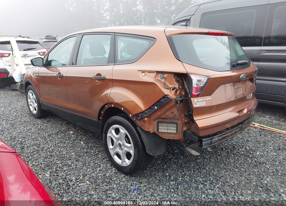 2017 FORD ESCAPE S VIN: 1FMCU0F7XHUB02296