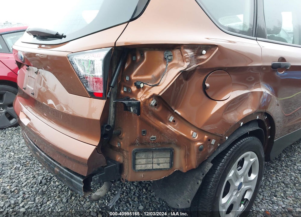 2017 FORD ESCAPE S VIN: 1FMCU0F7XHUB02296