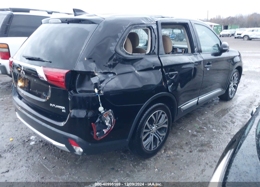 2018 MITSUBISHI OUTLANDER SE VIN: JA4AD3A39JZ003201