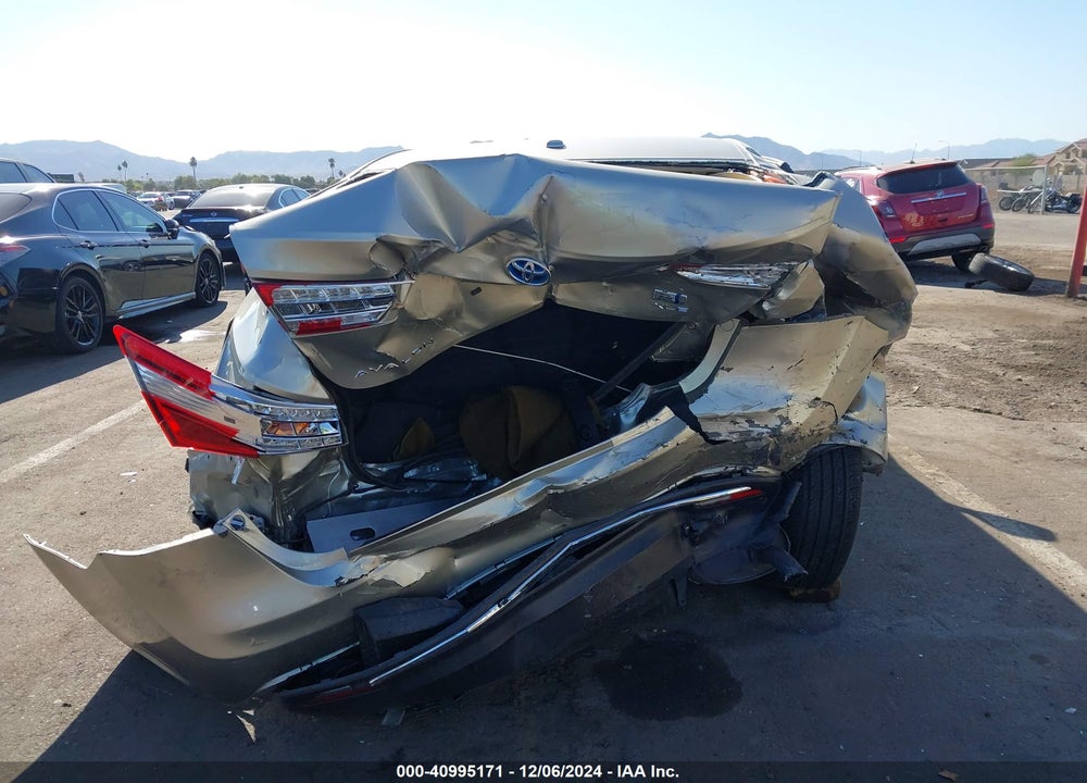 2014 TOYOTA AVALON HYBRID XLE TOURING VIN: 4T1BD1EB7EU021033