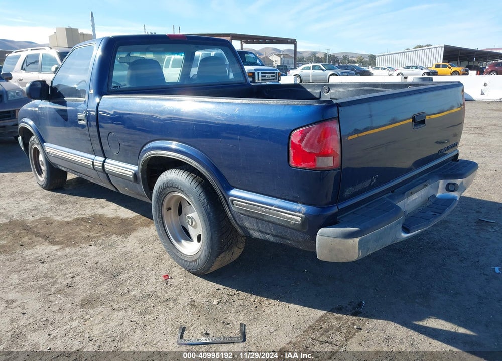 1999 CHEVROLET S-10 LS VIN: 1GCCS1443XK183516