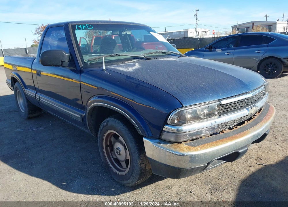 1999 CHEVROLET S-10 LS VIN: 1GCCS1443XK183516