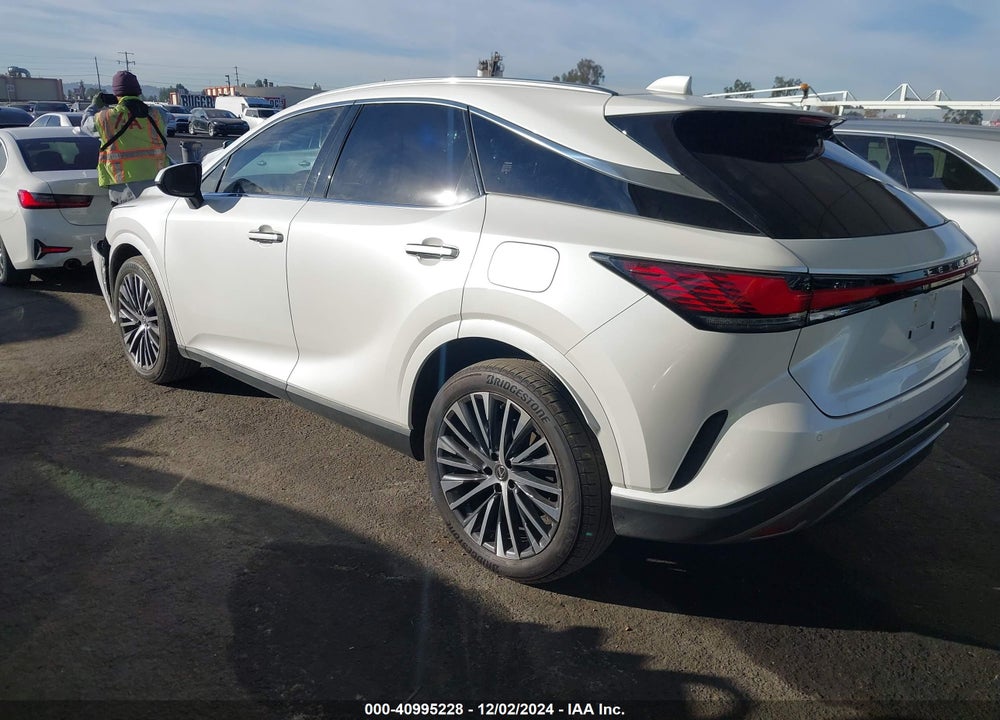 2023 LEXUS RX 350 PREMIUM PLUS VIN: JTJCHMAA2P2003322