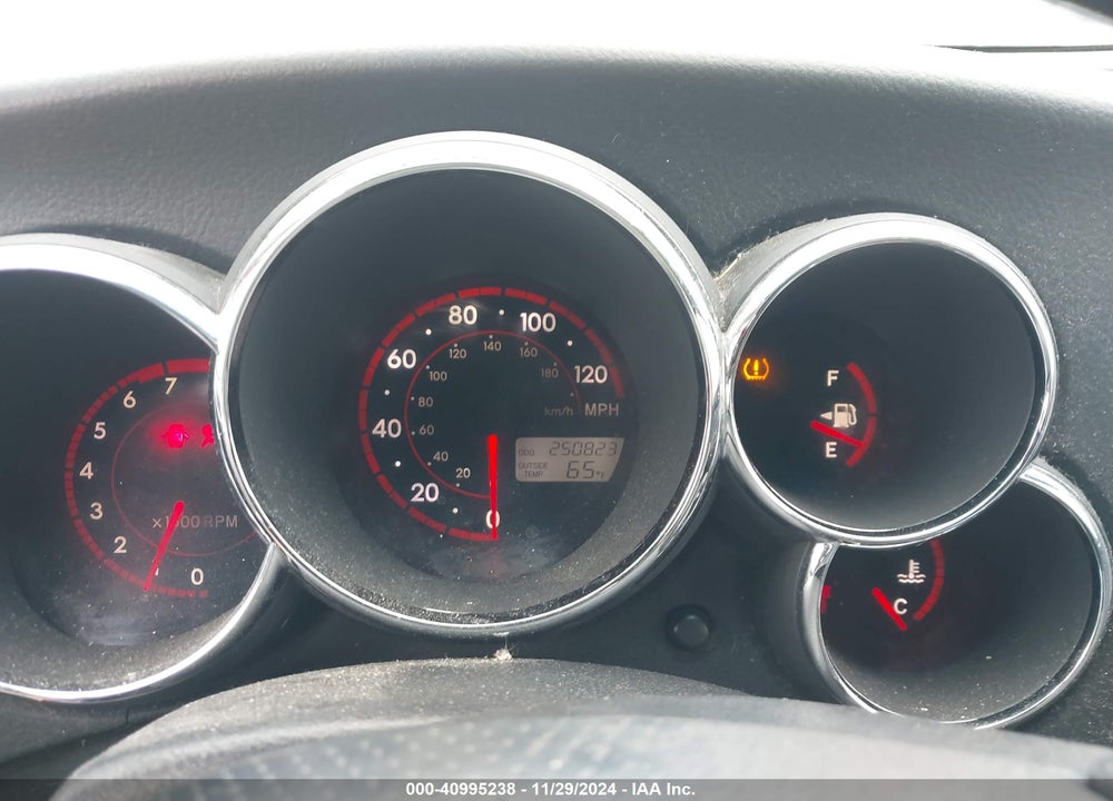 2005 TOYOTA MATRIX/XR VIN: 2T1KR32E65C335298