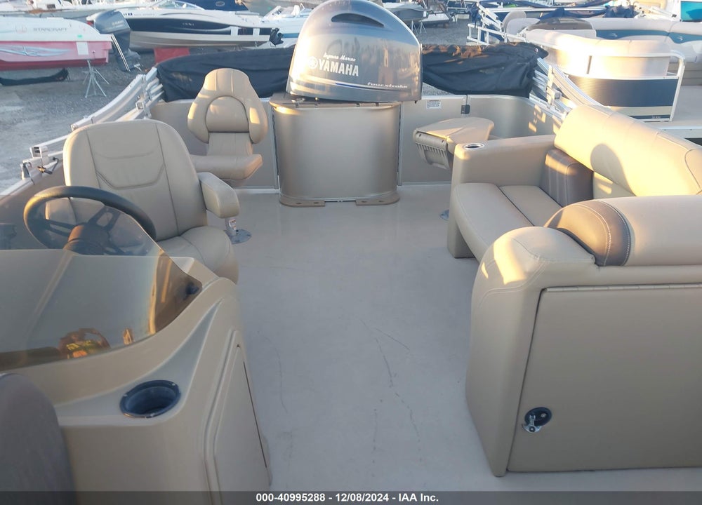 2022 SYLVAN PONTOON BOAT VIN: SYL84921B222