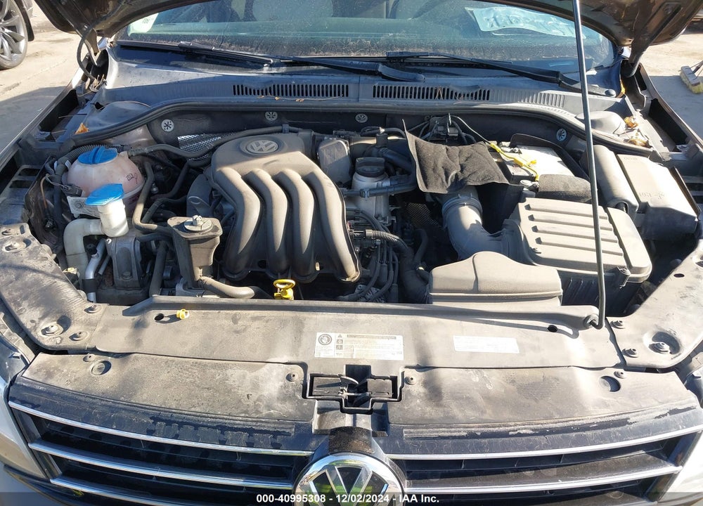 2015 VOLKSWAGEN JETTA 2.0L S VIN: 3VW2K7AJ3FM264531