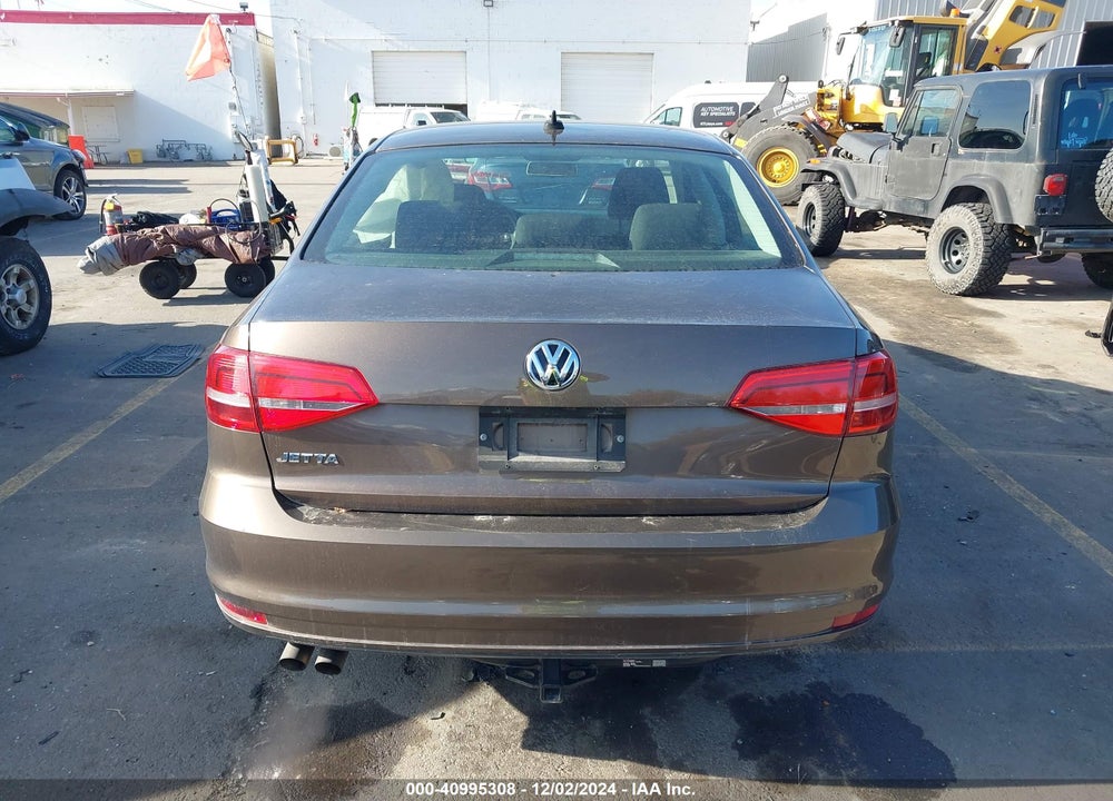 2015 VOLKSWAGEN JETTA 2.0L S VIN: 3VW2K7AJ3FM264531