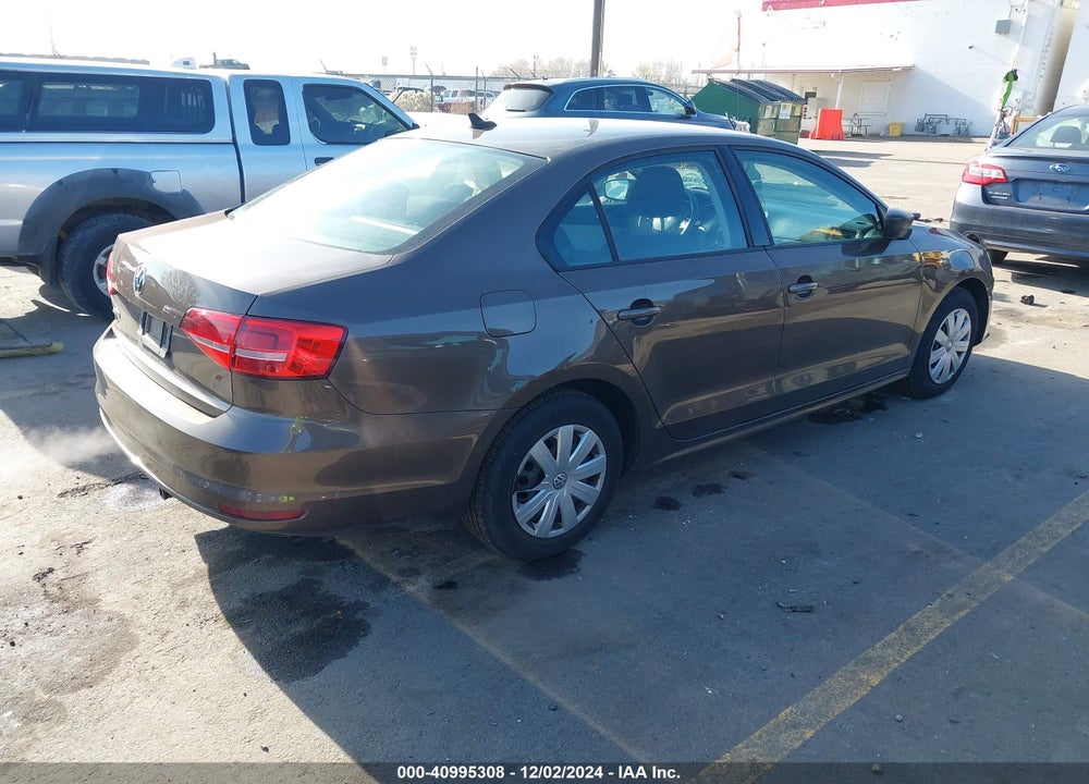 2015 VOLKSWAGEN JETTA 2.0L S VIN: 3VW2K7AJ3FM264531