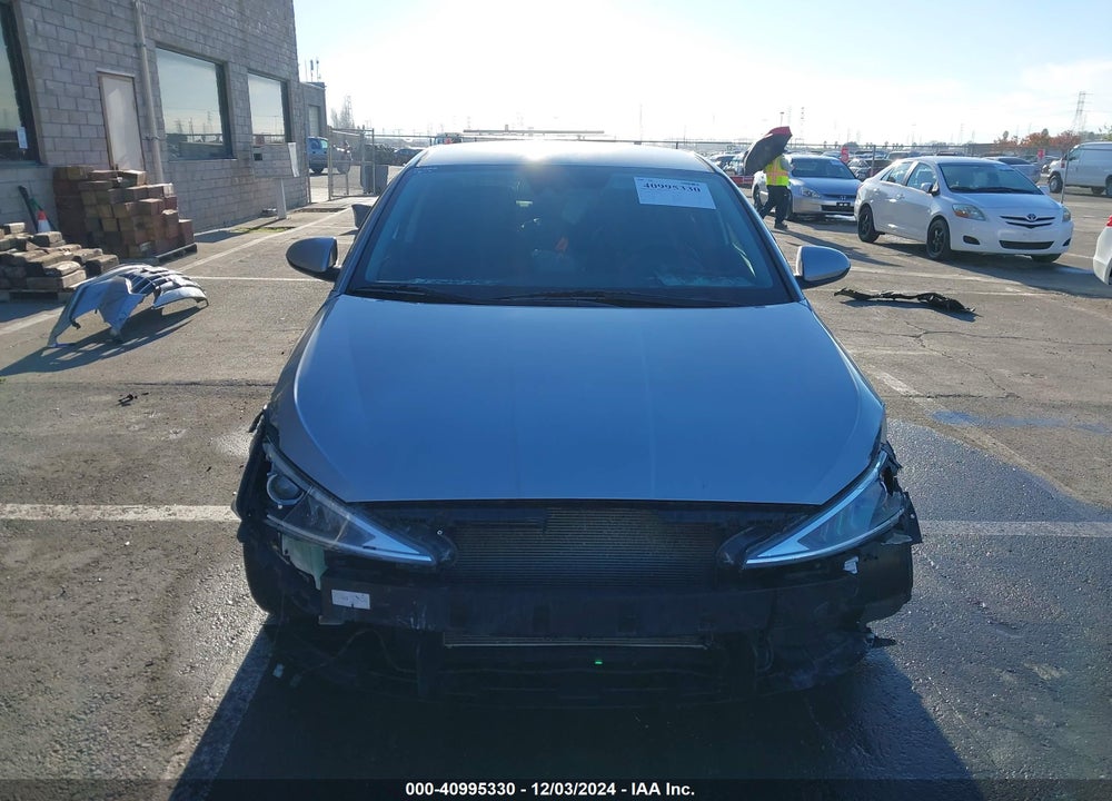 2020 HYUNDAI ELANTRA VIN: 5NPD84LF5LH555440