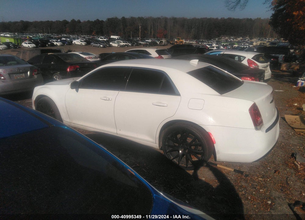 2016 CHRYSLER 300 LIMITED VIN: 2C3CCAAG8GH328928