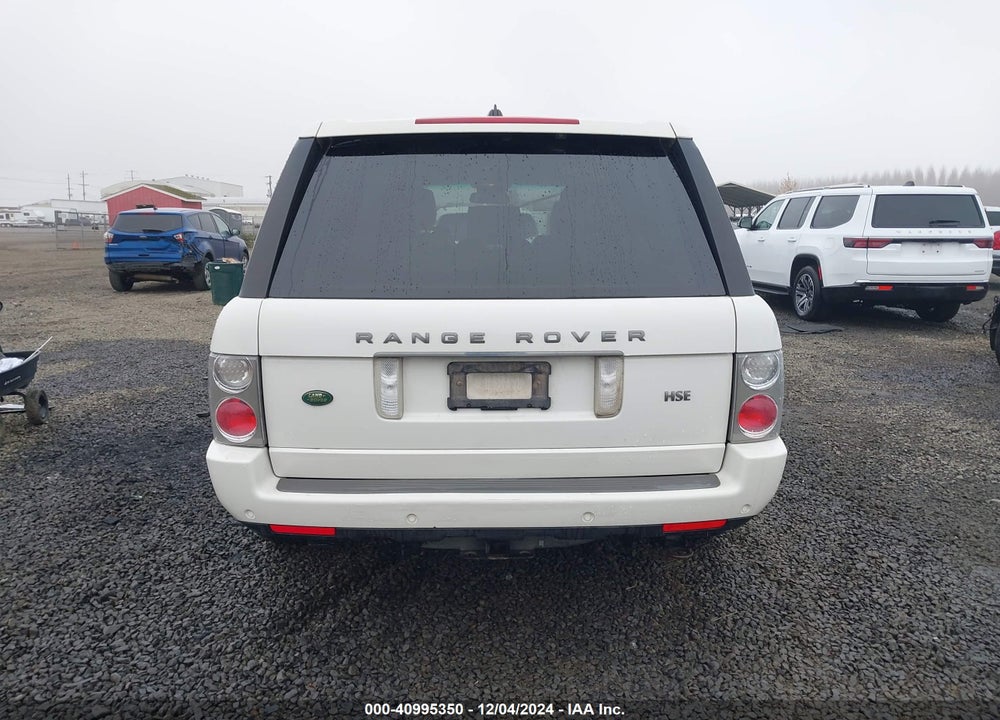 2008 LAND ROVER RANGE ROVER HSE VIN: SALMF15458A265383