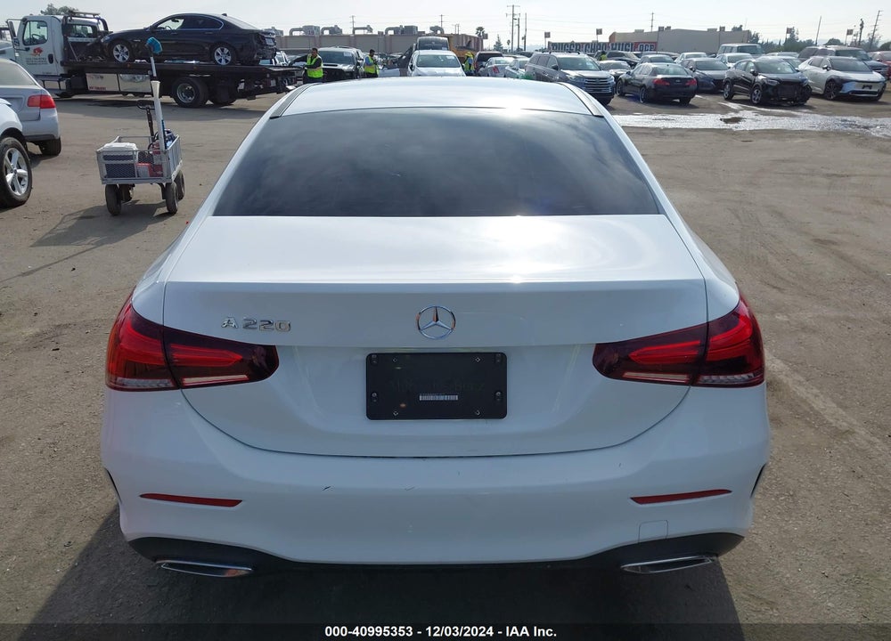 2022 MERCEDES-BENZ A 220 VIN: W1K3G4EB3NJ371977