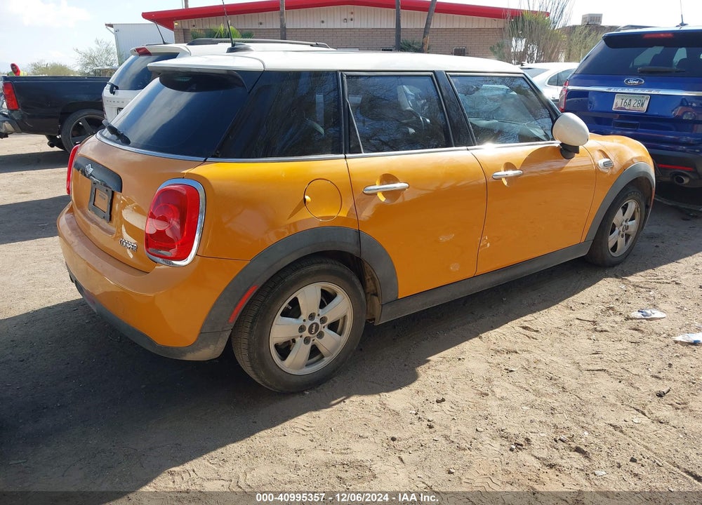 2016 MINI HARDTOP COOPER VIN: WMWXU1C5XG2D08212