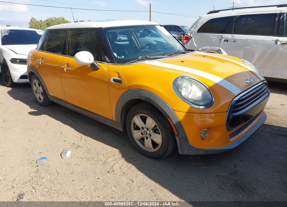 2016 MINI HARDTOP COOPER VIN: WMWXU1C5XG2D08212