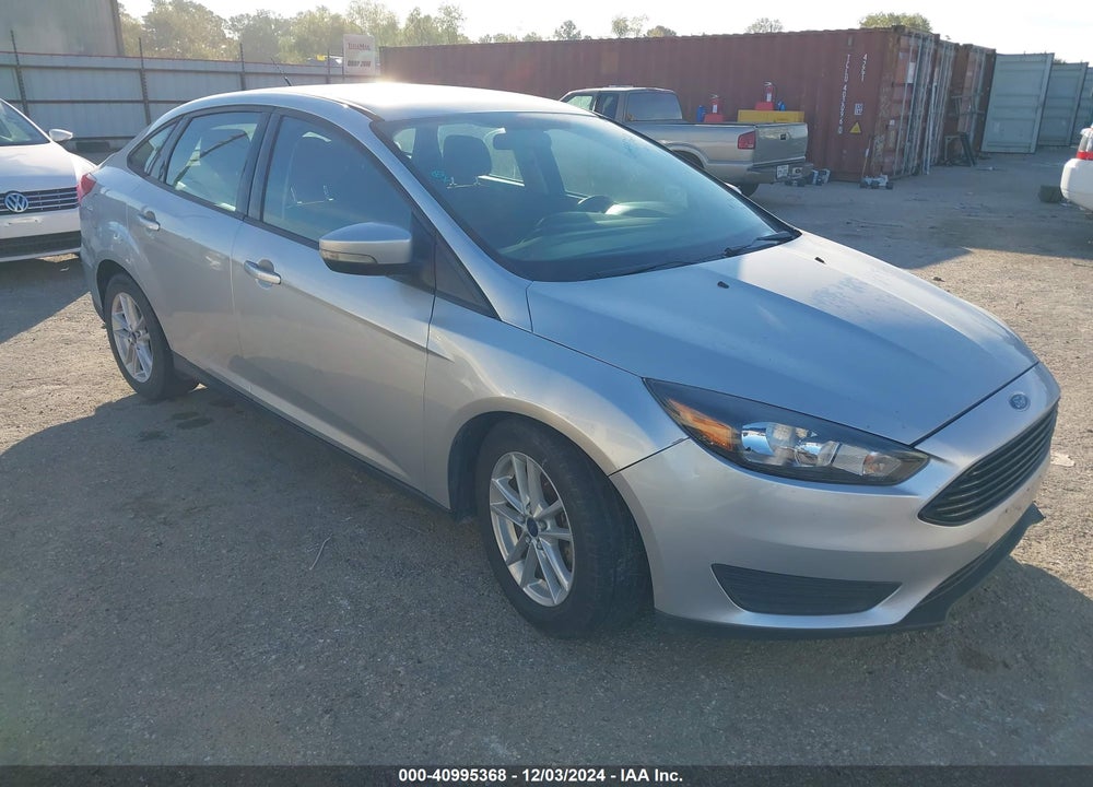 2016 FORD FOCUS SE VIN: 1FADP3F26GL255323