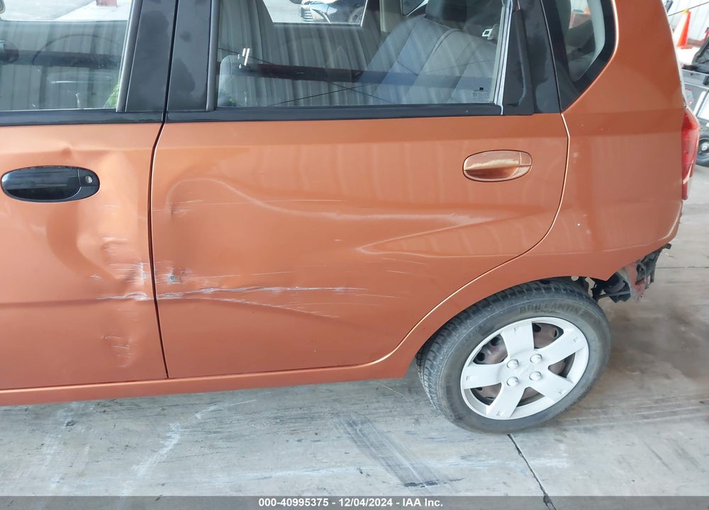 2006 CHEVROLET AVEO LS VIN: KL1TD66656B557815