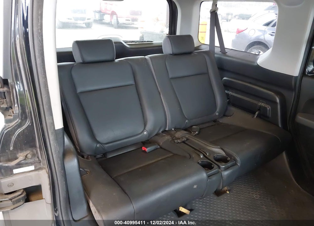 2005 HONDA ELEMENT LX VIN: 5J6YH28335L009989
