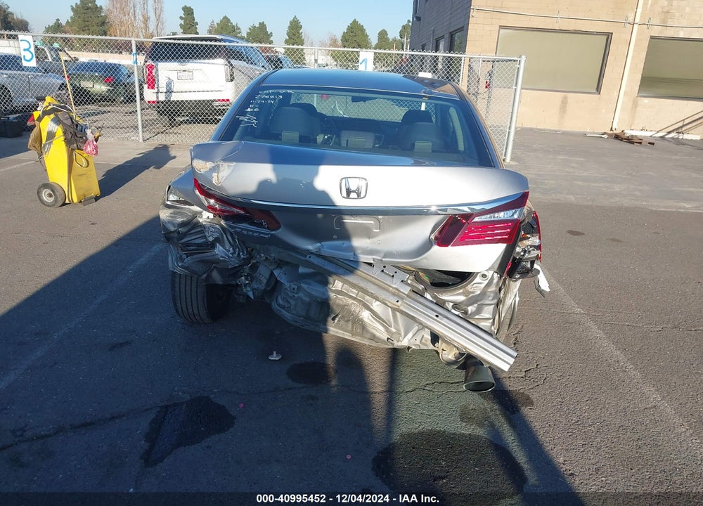 2017 HONDA ACCORD LX VIN: 1HGCR2F38HA067212