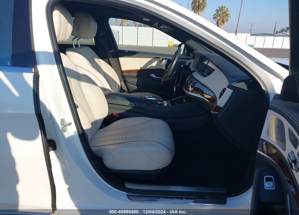 2016 MERCEDES-BENZ S 550 VIN: WDDUG8CB9GA256446