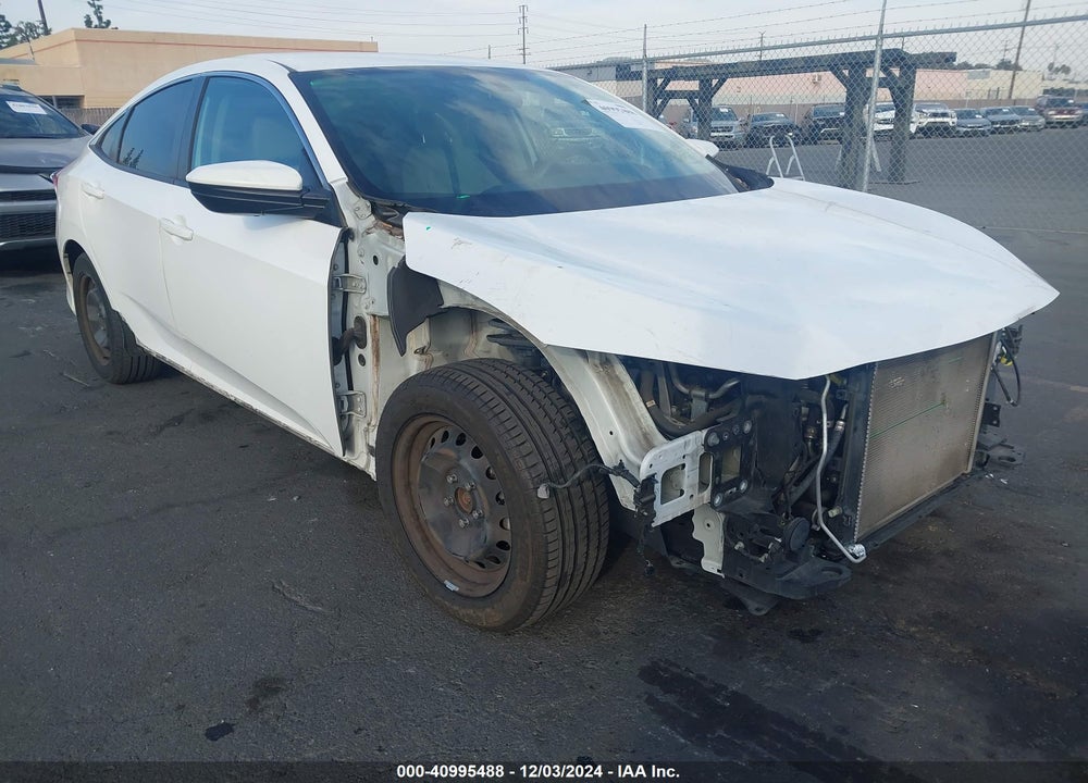 2018 HONDA CIVIC LX VIN: 2HGFC2F51JH552587