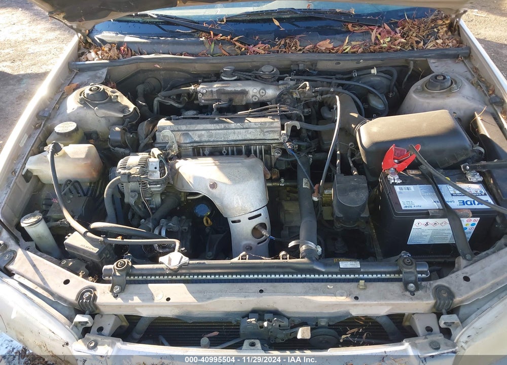 1998 TOYOTA CAMRY LE VIN: JT2BG22K0W0106576