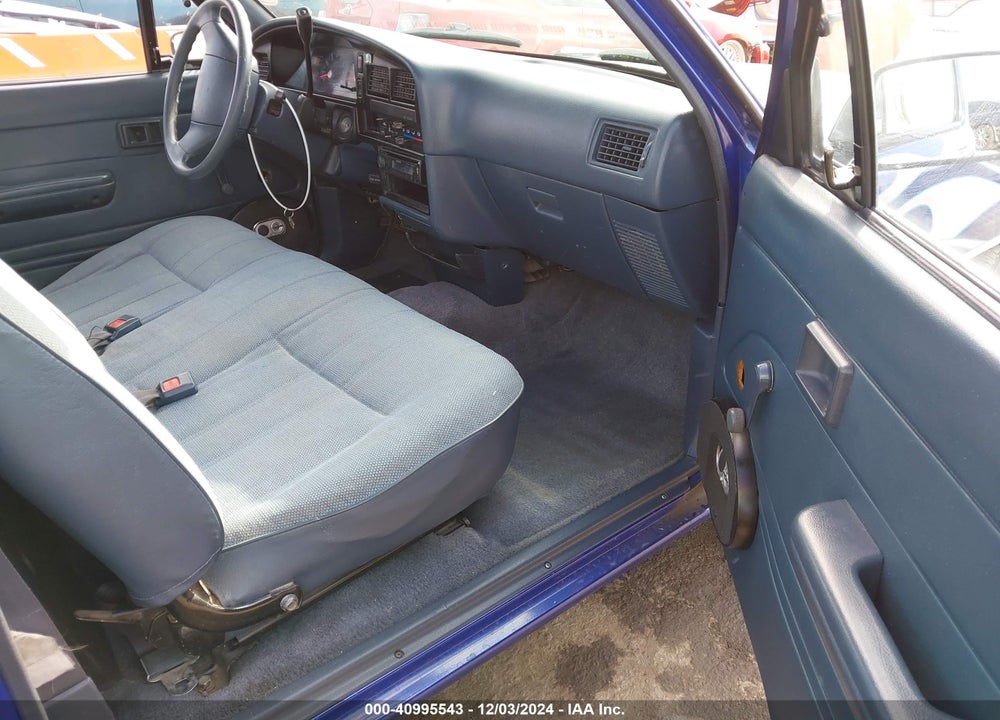1989 TOYOTA PICKUP 1/2 TON SHT WHEELBASE DLX VIN: JT4RN81P1K5042119