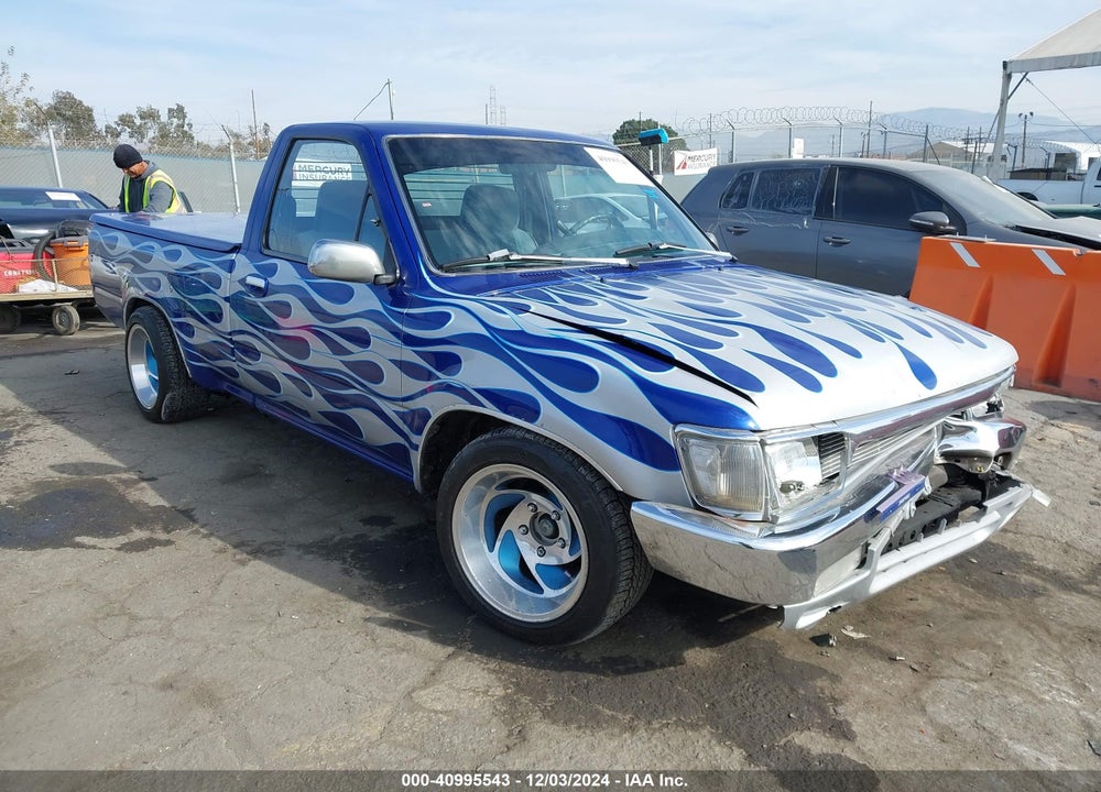 1989 TOYOTA PICKUP 1/2 TON SHT WHEELBASE DLX VIN: JT4RN81P1K5042119