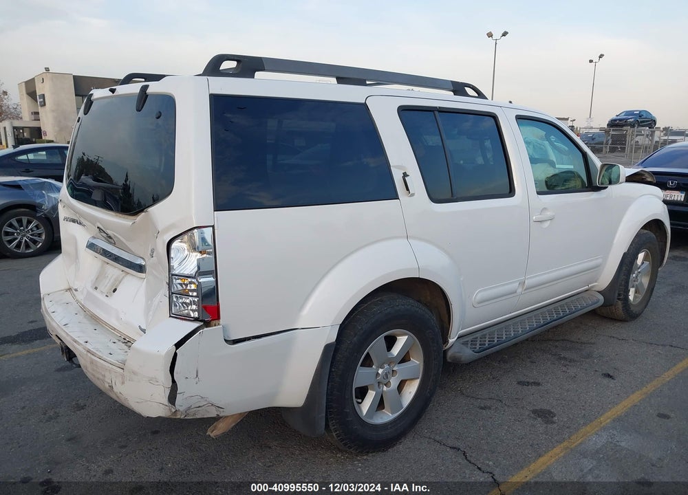 2008 NISSAN PATHFINDER SE VIN: 5N1AR18U28C655886