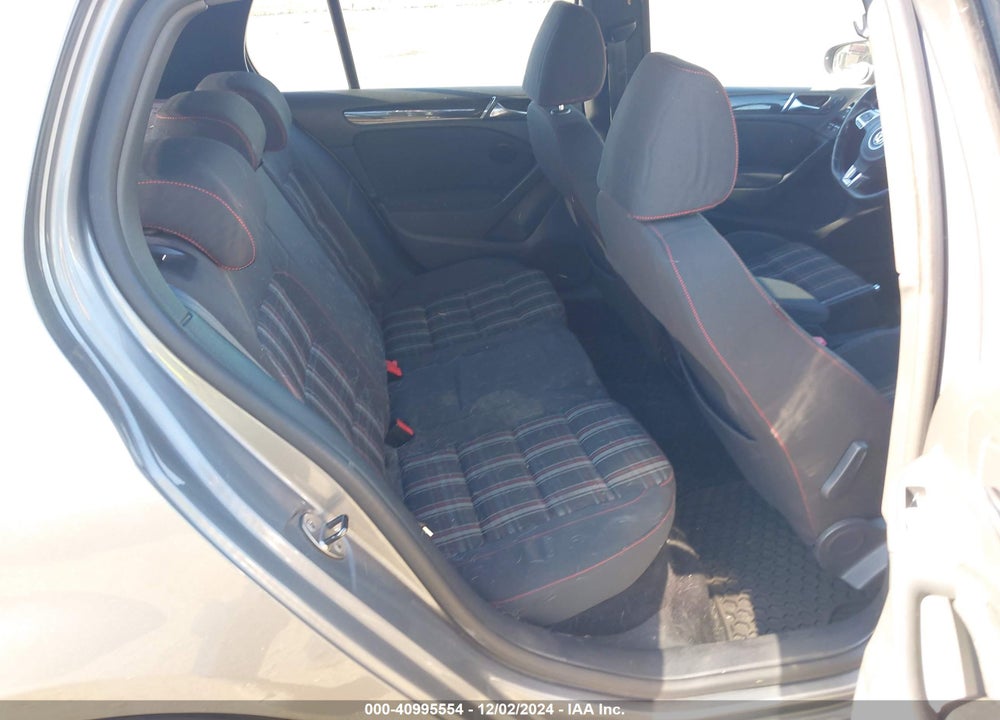 2010 VOLKSWAGEN GTI 4-DOOR VIN: WVWHD7AJ0AW175211