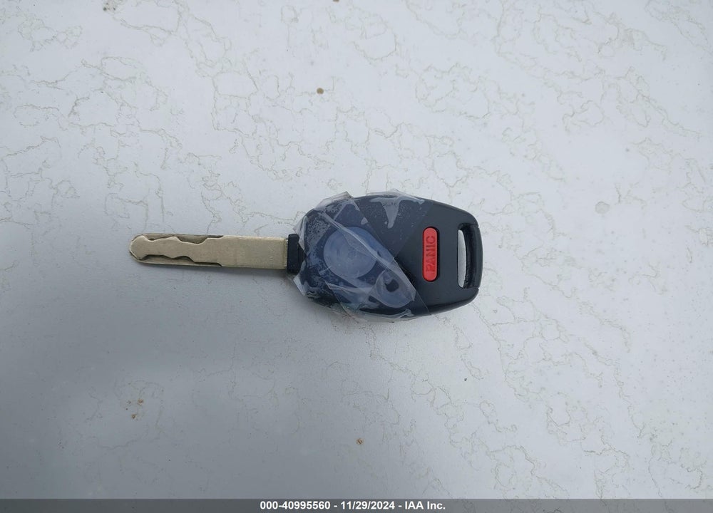2006 HONDA CIVIC LX VIN: 2HGFG126X6H562426