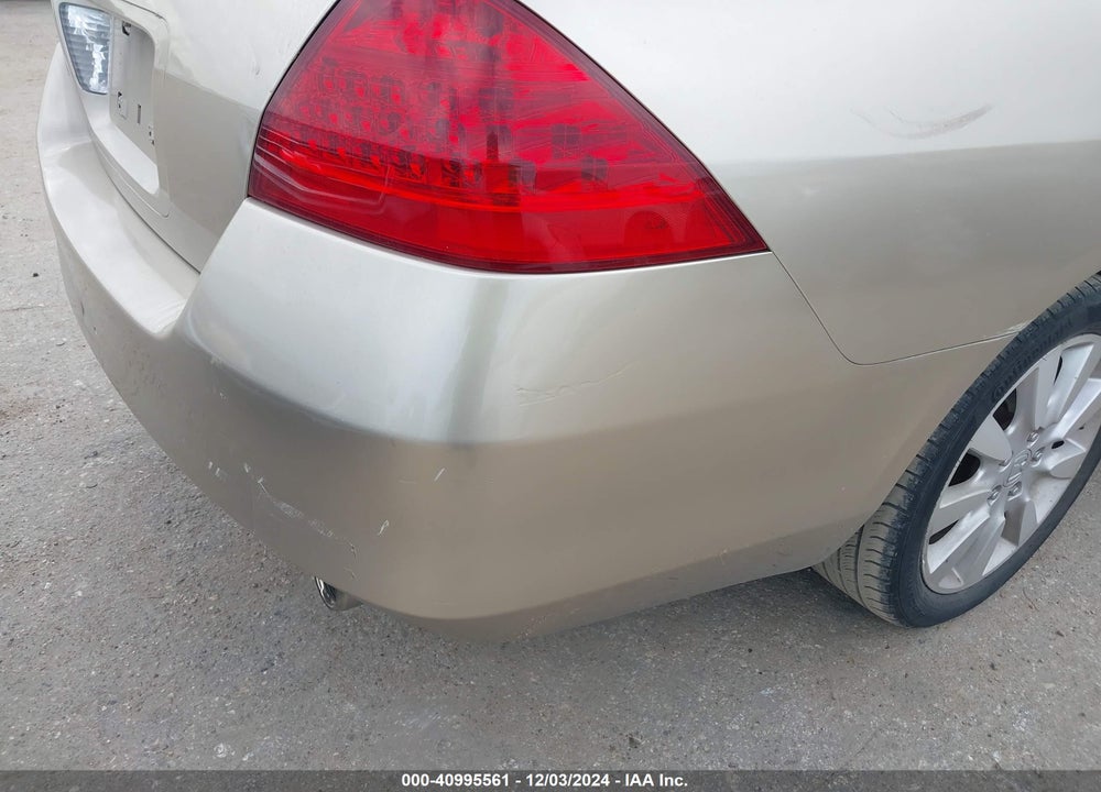 2006 HONDA ACCORD 3.0 EX VIN: 1HGCM665X6A049881
