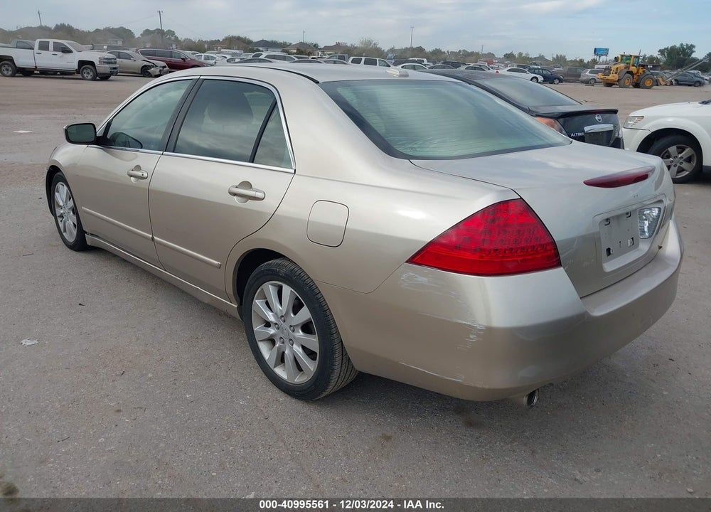 2006 HONDA ACCORD 3.0 EX VIN: 1HGCM665X6A049881