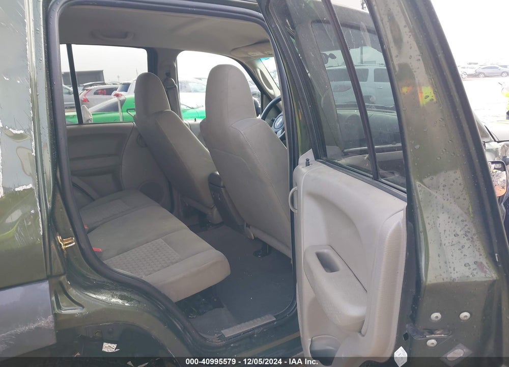 2007 JEEP LIBERTY SPORT VIN: 1J4GL48K97W694319