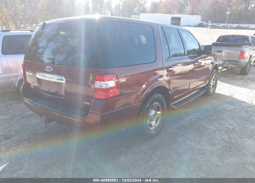 2010 FORD EXPEDITION XLT VIN: 1FMJU1F55AEA15109
