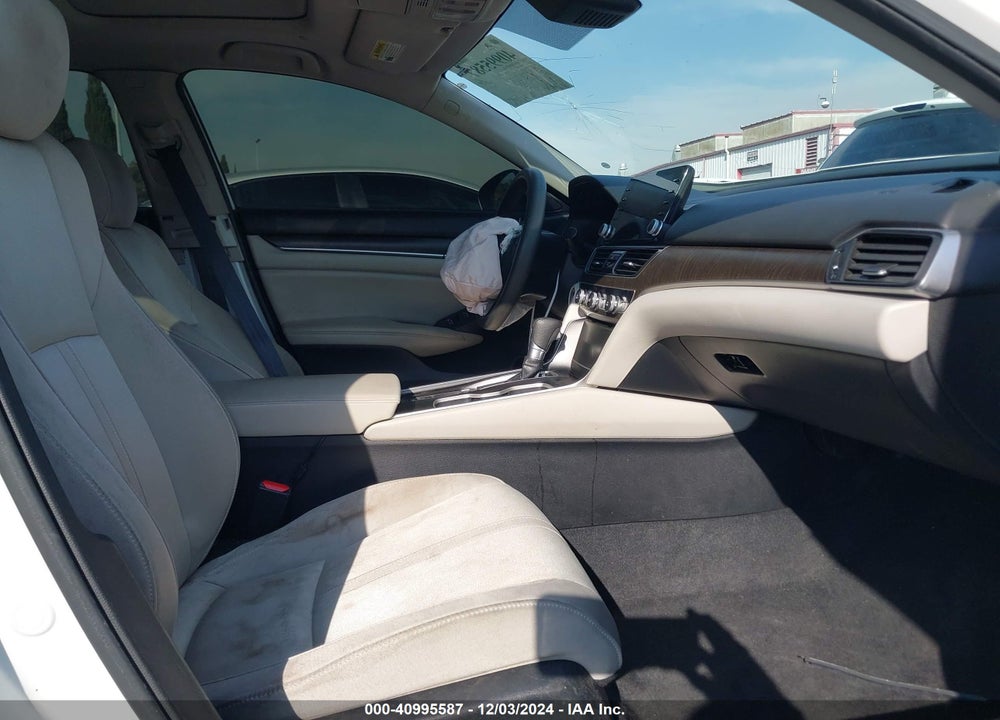 2019 HONDA ACCORD EX VIN: 1HGCV1F41KA117700
