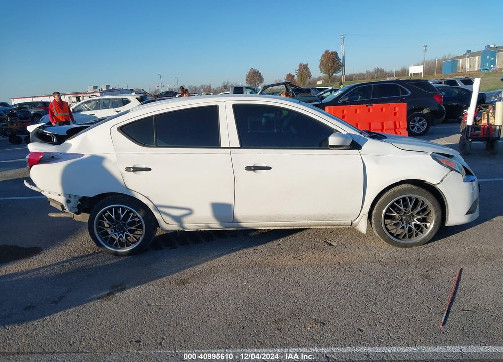 2016 NISSAN VERSA VIN: 3N1CN7AP7GL827450