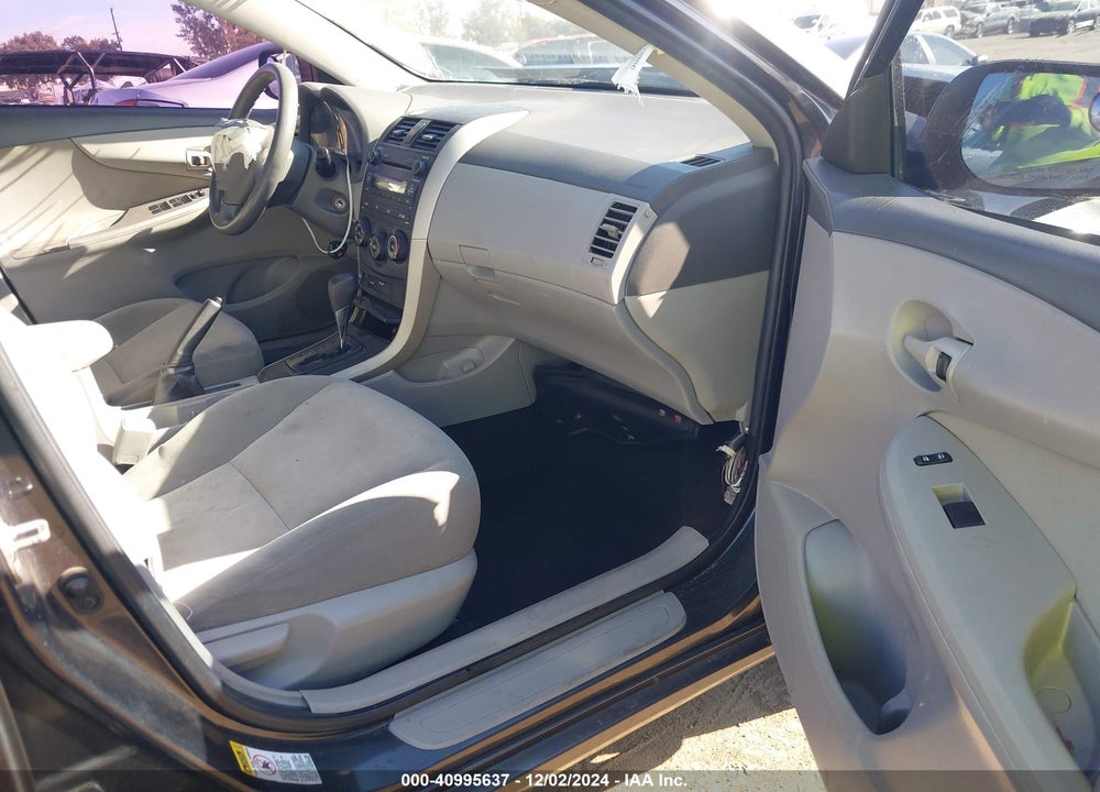 2009 TOYOTA COROLLA LE VIN: 1NXBU40E09Z153916