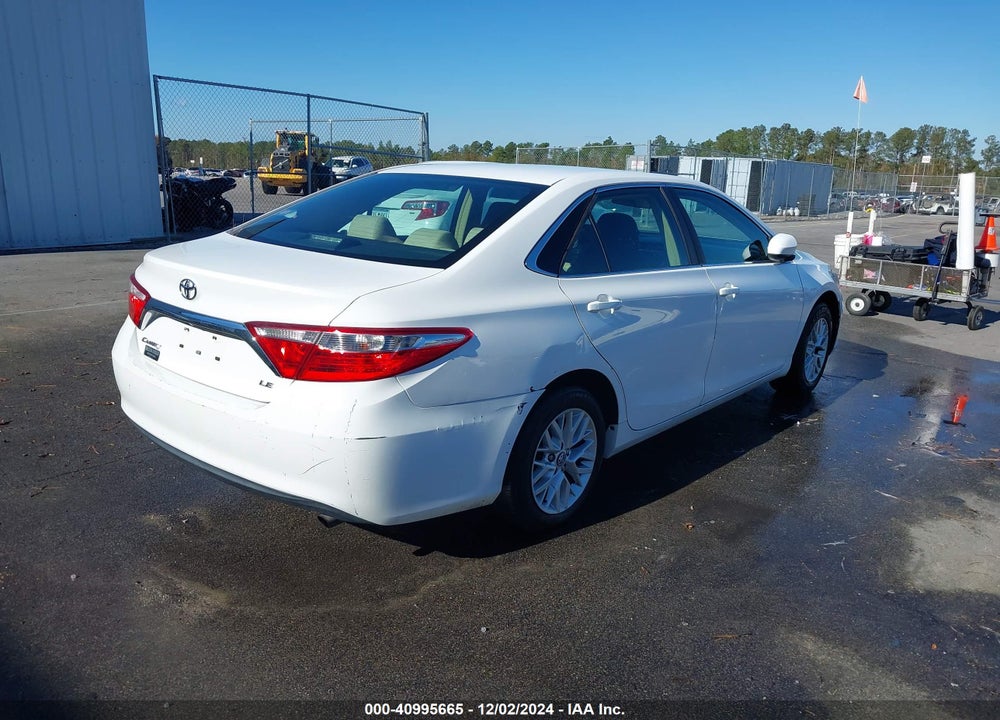 2017 TOYOTA CAMRY LE VIN: 4T1BF1FKXHU332811