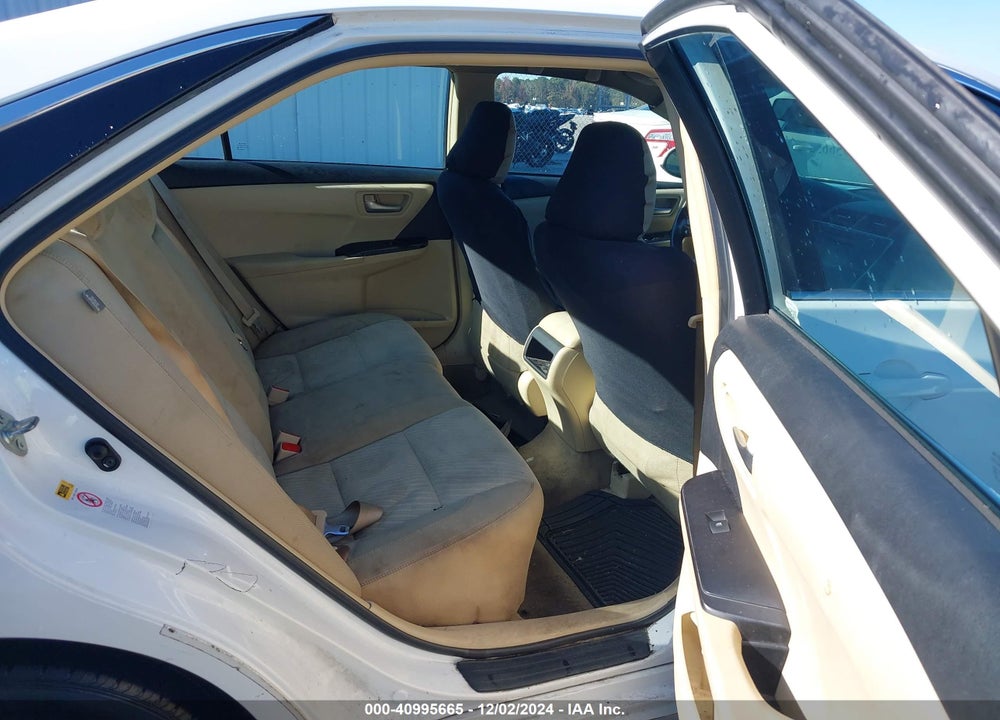 2017 TOYOTA CAMRY LE VIN: 4T1BF1FKXHU332811