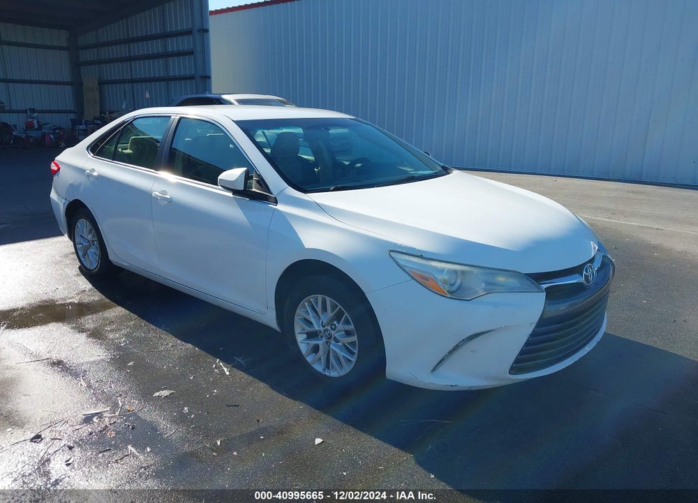2017 TOYOTA CAMRY LE VIN: 4T1BF1FKXHU332811