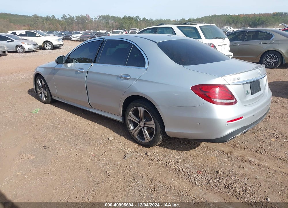 2017 MERCEDES-BENZ E 300 VIN: WDDZF4JB5HA109904
