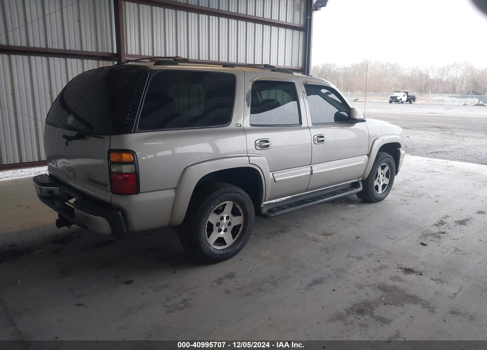 2004 CHEVROLET TAHOE LT VIN: 1GNEK13T74R276342