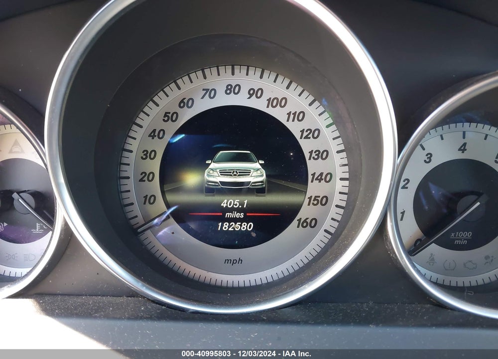 2013 MERCEDES-BENZ C 300 VIN: WDDGF8AB8DA838276