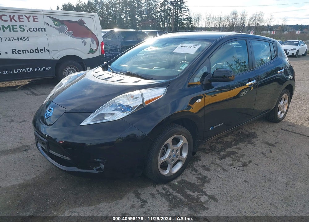 2011 NISSAN LEAF SL VIN: JN1AZ0CP6BT001015