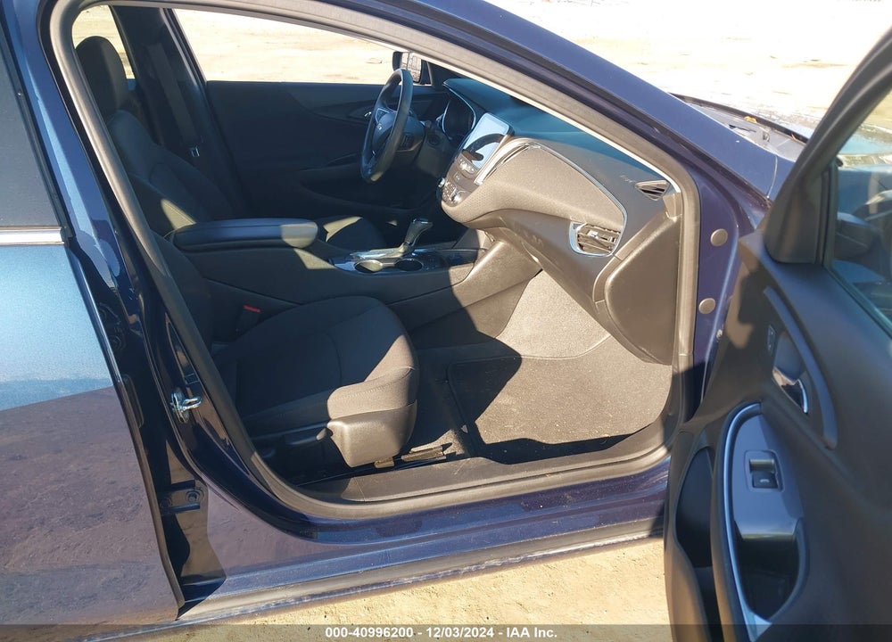 2020 CHEVROLET MALIBU FWD LT VIN: 1G1ZD5ST7LF058861