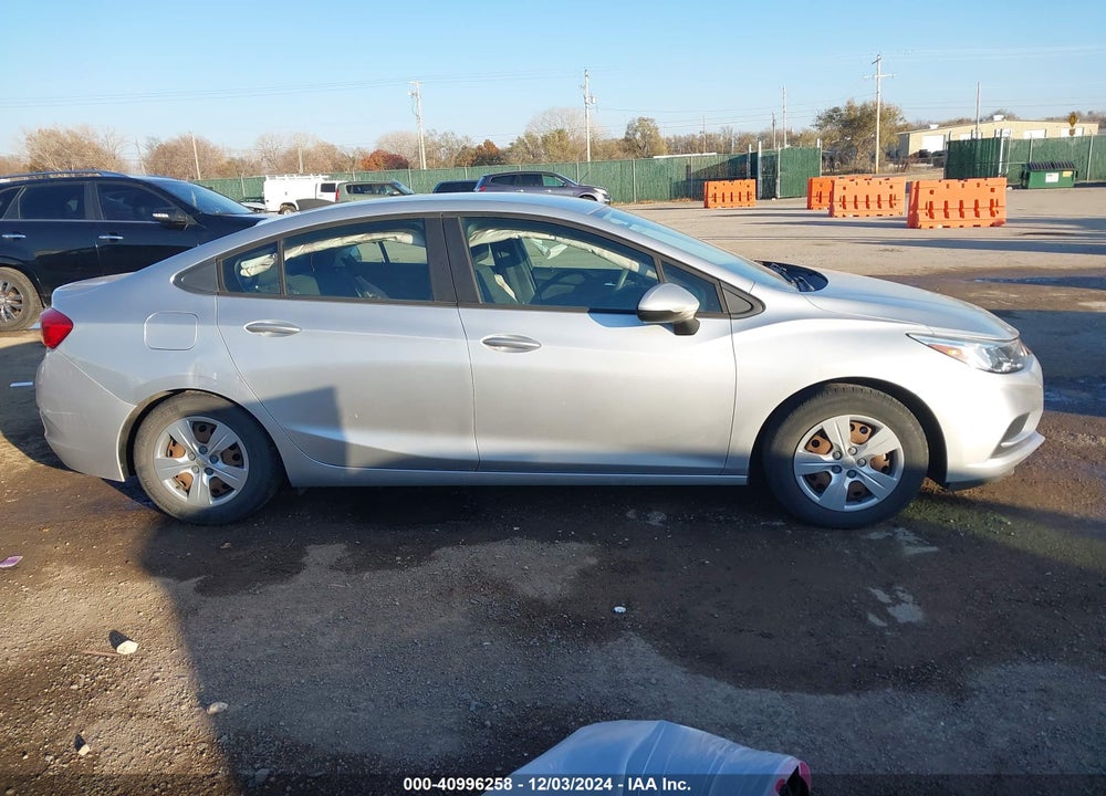2018 CHEVROLET CRUZE LS AUTO VIN: 1G1BC5SM1J7129007