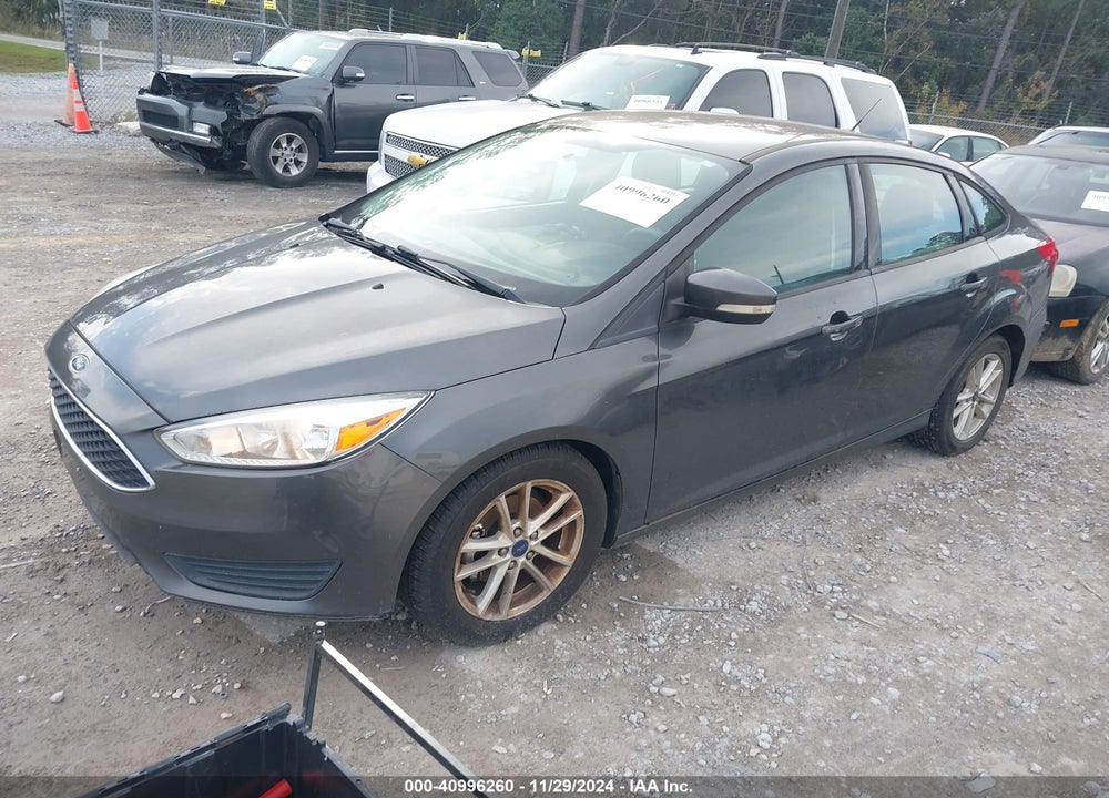 2017 FORD FOCUS SE VIN: 1FADP3F20HL247137
