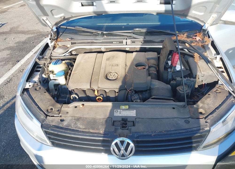2012 VOLKSWAGEN JETTA 2.5L SE VIN: 3VWDP7AJ5CM012267