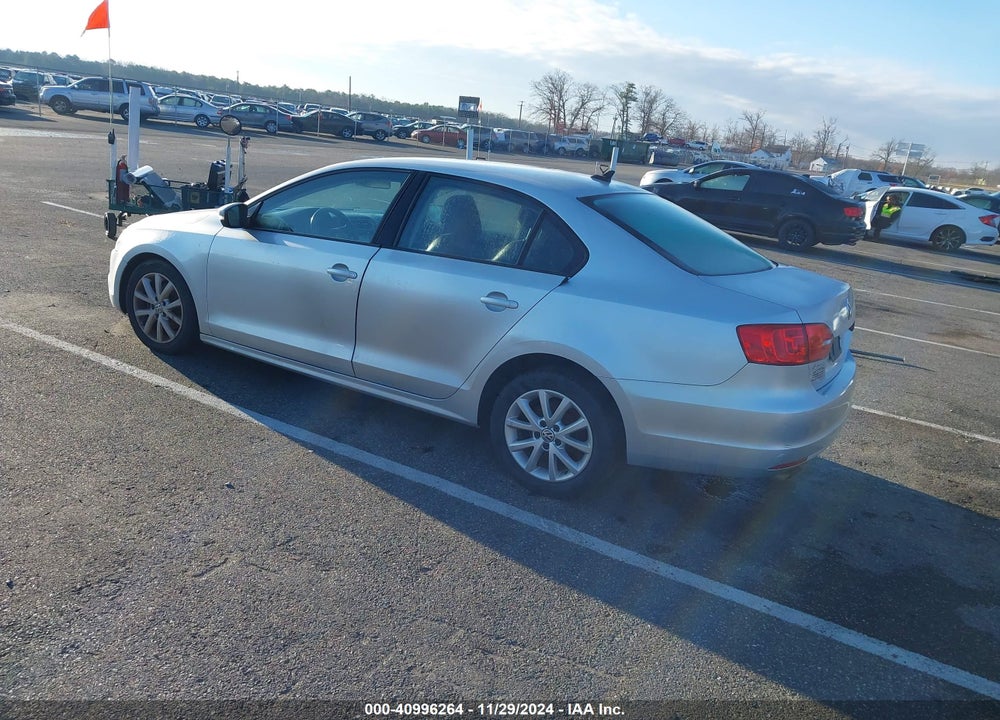 2012 VOLKSWAGEN JETTA 2.5L SE VIN: 3VWDP7AJ5CM012267