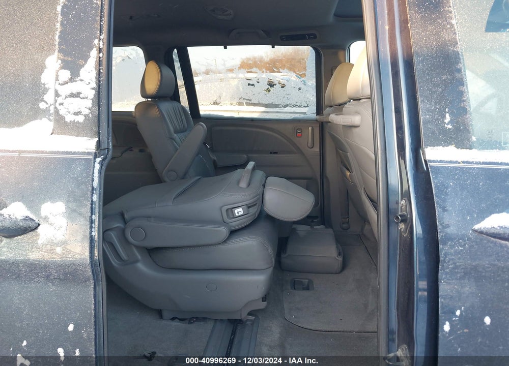 2010 HONDA ODYSSEY EX-L VIN: 5FNRL3H6XAB001913